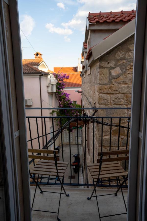 Old Town Makarska Apartments - Central Square Esterno foto